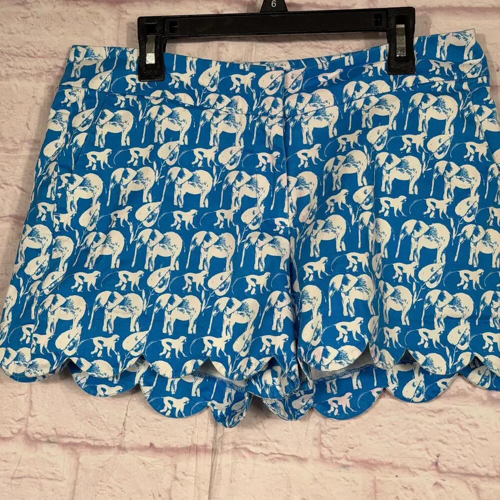 Crown & Ivy Women's Elephant Print Scalloped Hem Shorts Size 6